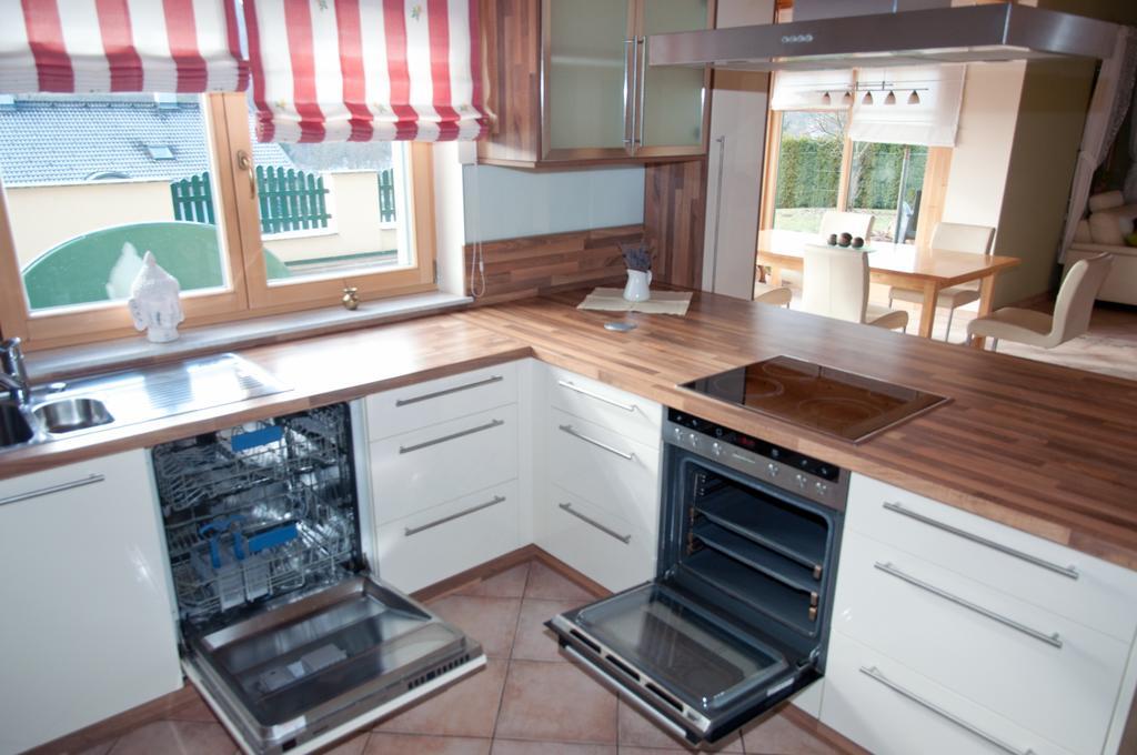 Ferienhaus Manuela Velden am Woerthersee Room photo